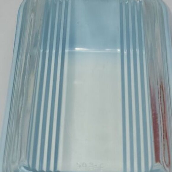 Vintage Pyrex Red & Blue Refrigerator Pair With Lids 501 B  and 501 - Picture 6 of 9